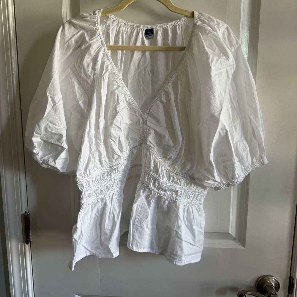 Old Navy | White Smocked V-Neck Peplum Top V Neck Puff Sleeve Cotton Size L Tall